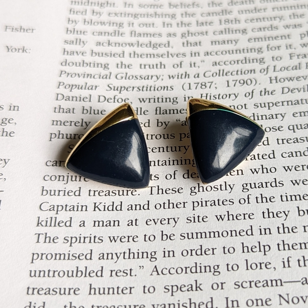 Vintage Monet Gold Tone Dark Blue Enamel Clip On Earrings